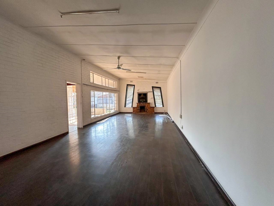4 Bedroom Property for Sale in Parys Free State